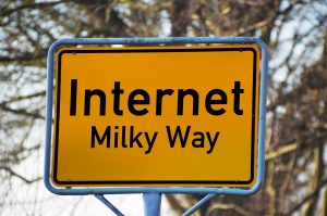 Internet-road-sign-799139_1920